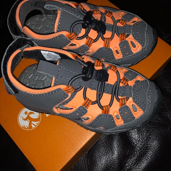 Brand New Northside Sandal - Picture 2 of 3